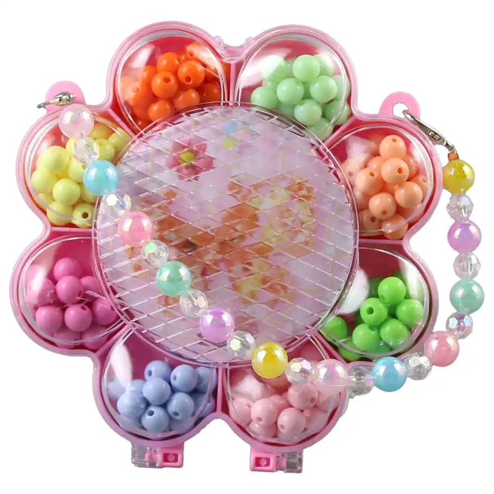 Set creativ cu margele Set creativ cu margele