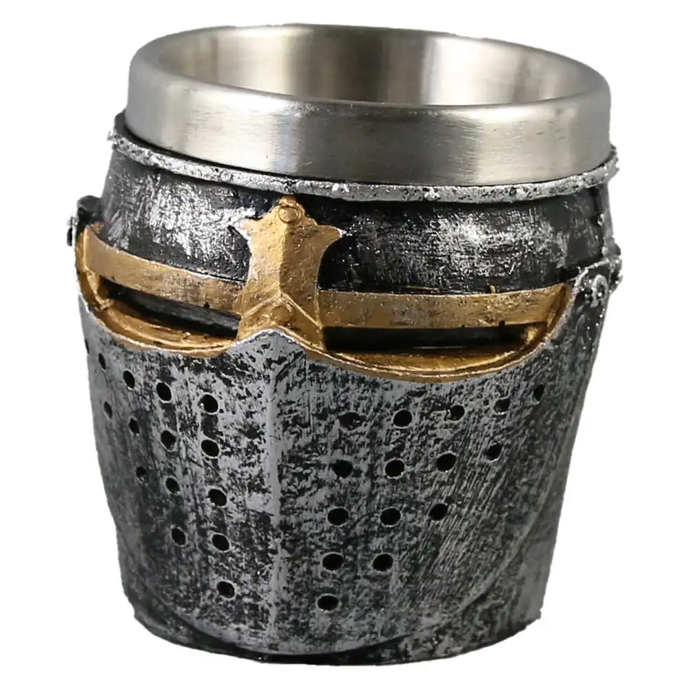 Pahar shot din metal si rasina Cavaler 5x6 CM Pahar shot din metal si rasina Cavaler 5x6 CM