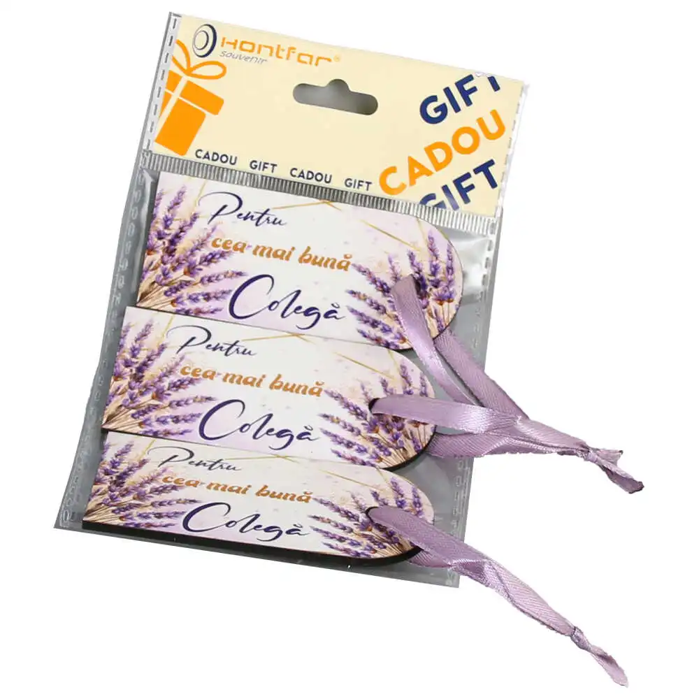 Set 3 Etichete din lemn "Pentru cea mai buna Colega" Set 3 Etichete din lemn "Pentru cea mai buna Colega"