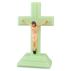Crucifix cu Isus rastignit din plastic fluerescent 13 CM