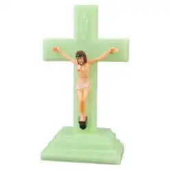Crucifix cu Isus rastignit din plastic fluerescent 13 CM