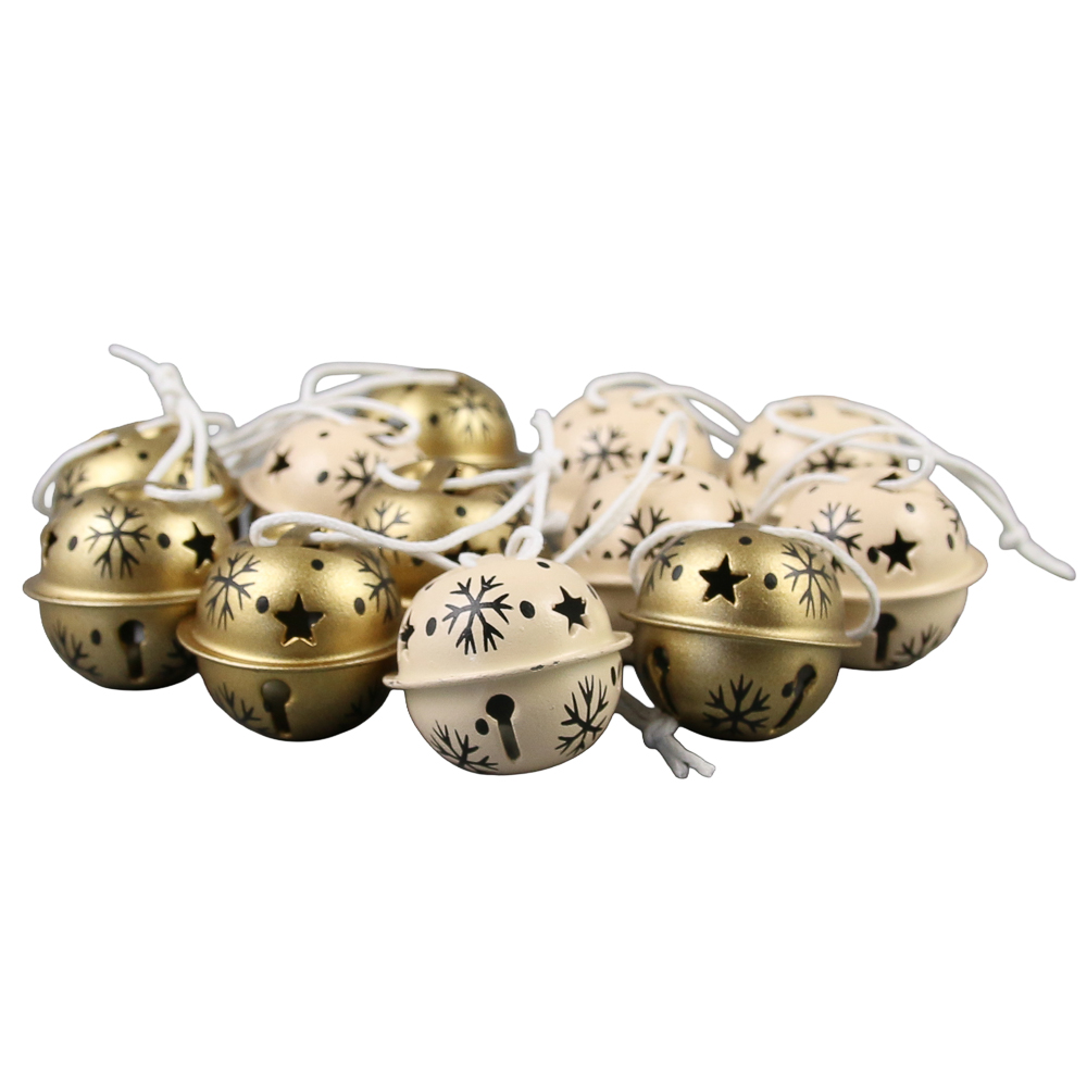 Set 9 clopotei din metal cu fulgi de zapada 3 CM Set 9 clopotei din metal cu fulgi de zapada 3 CM