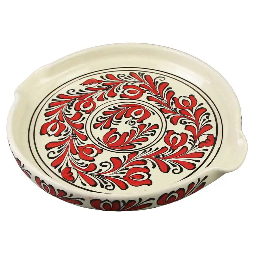 pictata cu motive traditionale pictata cu motive traditionale