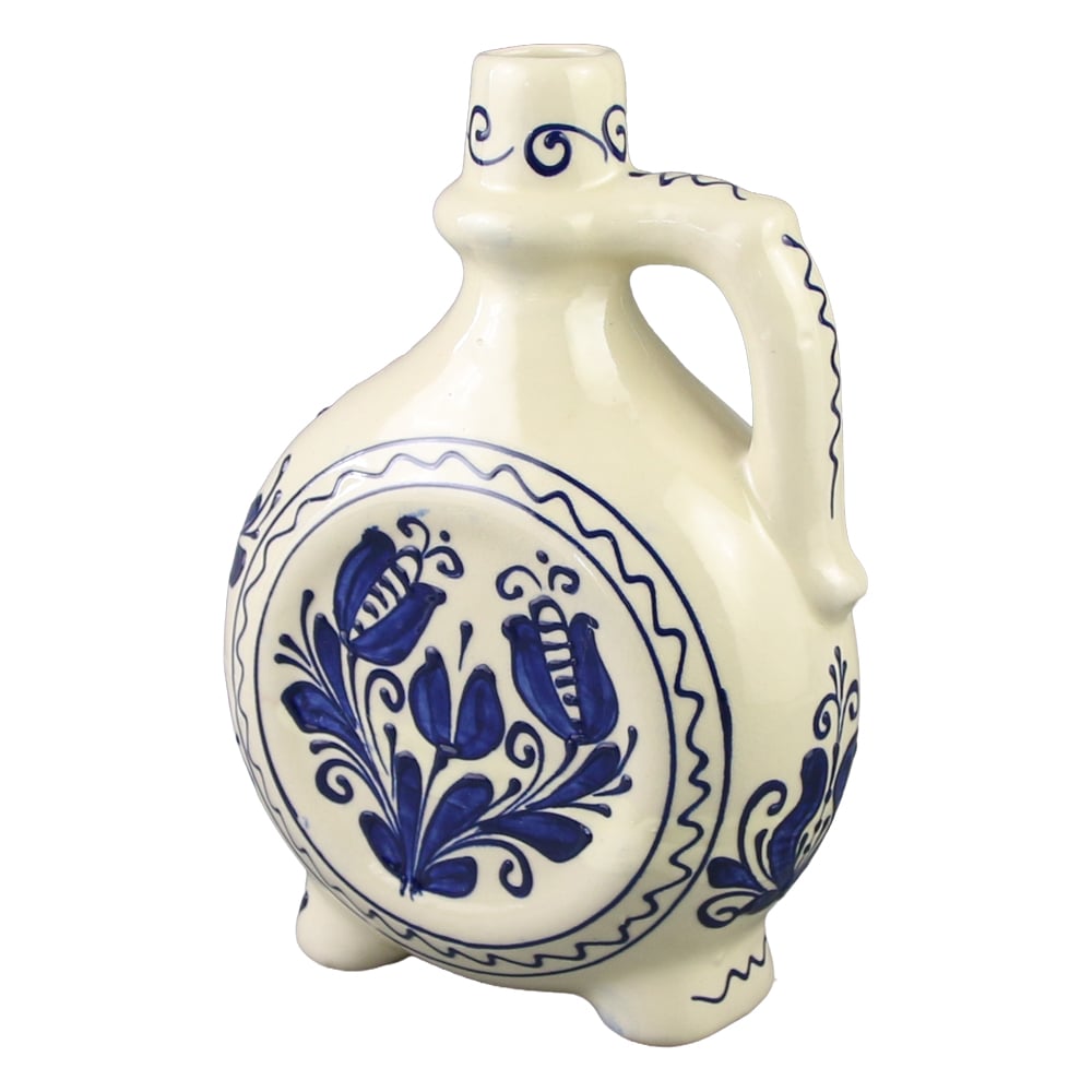 pictata cu motive traditionale pictata cu motive traditionale