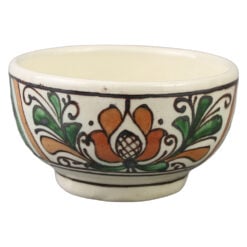 pictata cu motive traditionale