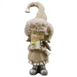 Figurina de Craciun Copilas cu caciula de blana