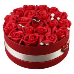 Cutie cu trandafiri de sapun "I love you" 20 cm