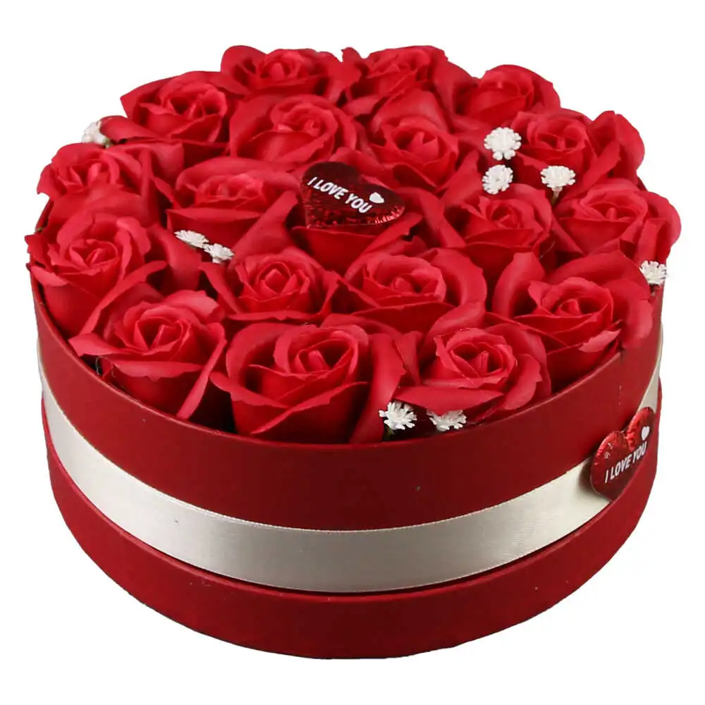 Cutie cu trandafiri de sapun "I love you" 20 cm Cutie cu trandafiri de sapun "I love you" 20 cm