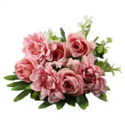 Buchet artificial cu trandafiri si frunze verzi