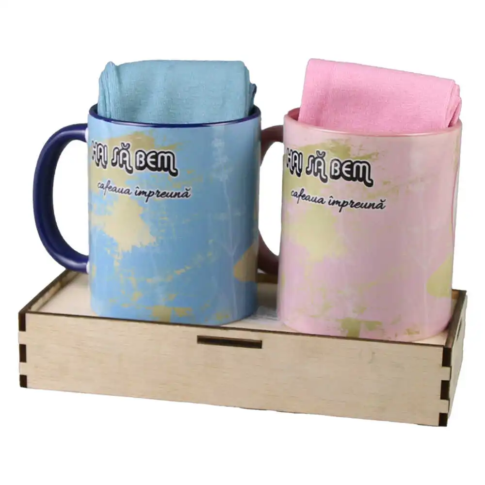 2 sosete si suport lemn "Hai sa bem o cafea impreuna..."