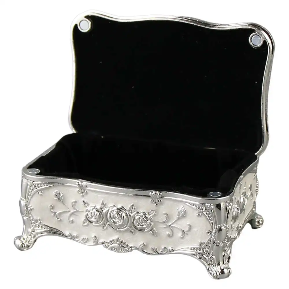 decorat cu trandafiri 10x7 cm decorat cu trandafiri 10x7 cm