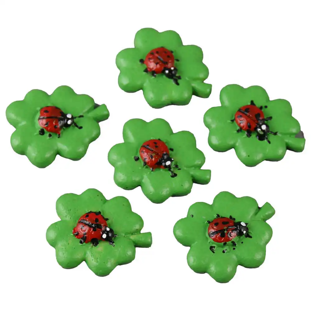 Set 6 buburuze decorative pe trifoi 3 cm
