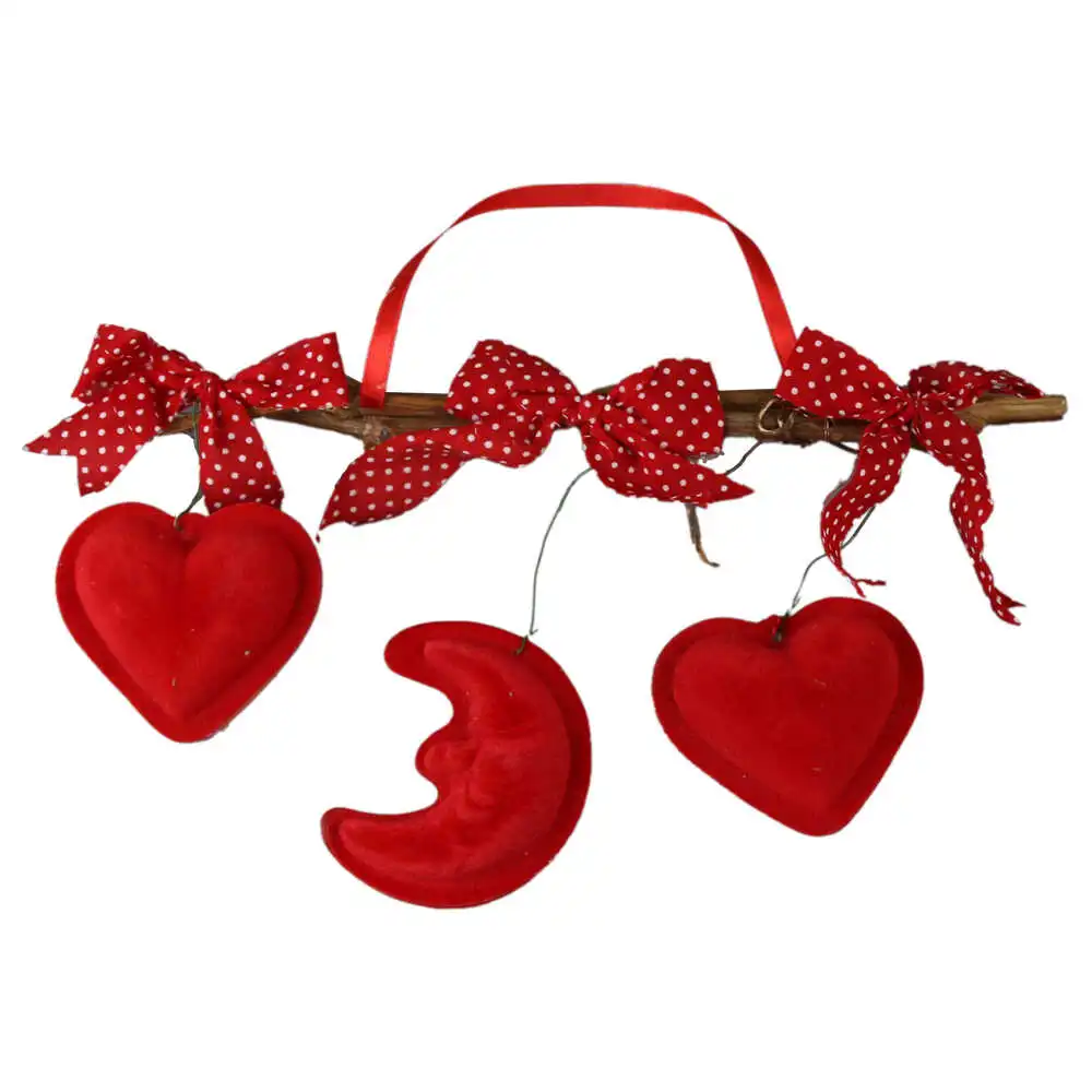 Aranjament decorativ Valentin cu inimioare si fundite 30x16 cm Aranjament decorativ Valentin cu inimioare si fundite 30x16 cm