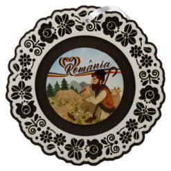 Decoratiune de perete din lemn 18.5 cm "Romania" - Cioban cu oi