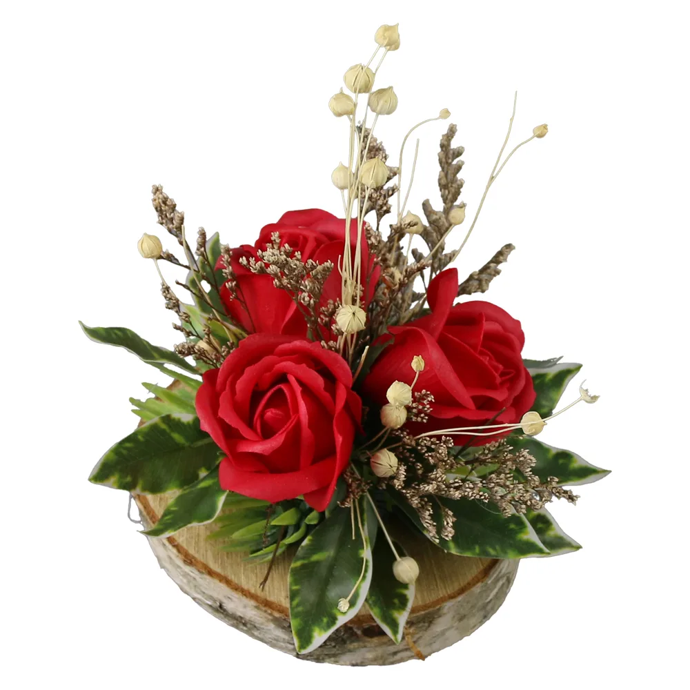 Decor masa cu trandafiri din sapun 17 x 20 cm Decor masa cu trandafiri din sapun 17 x 20 cm