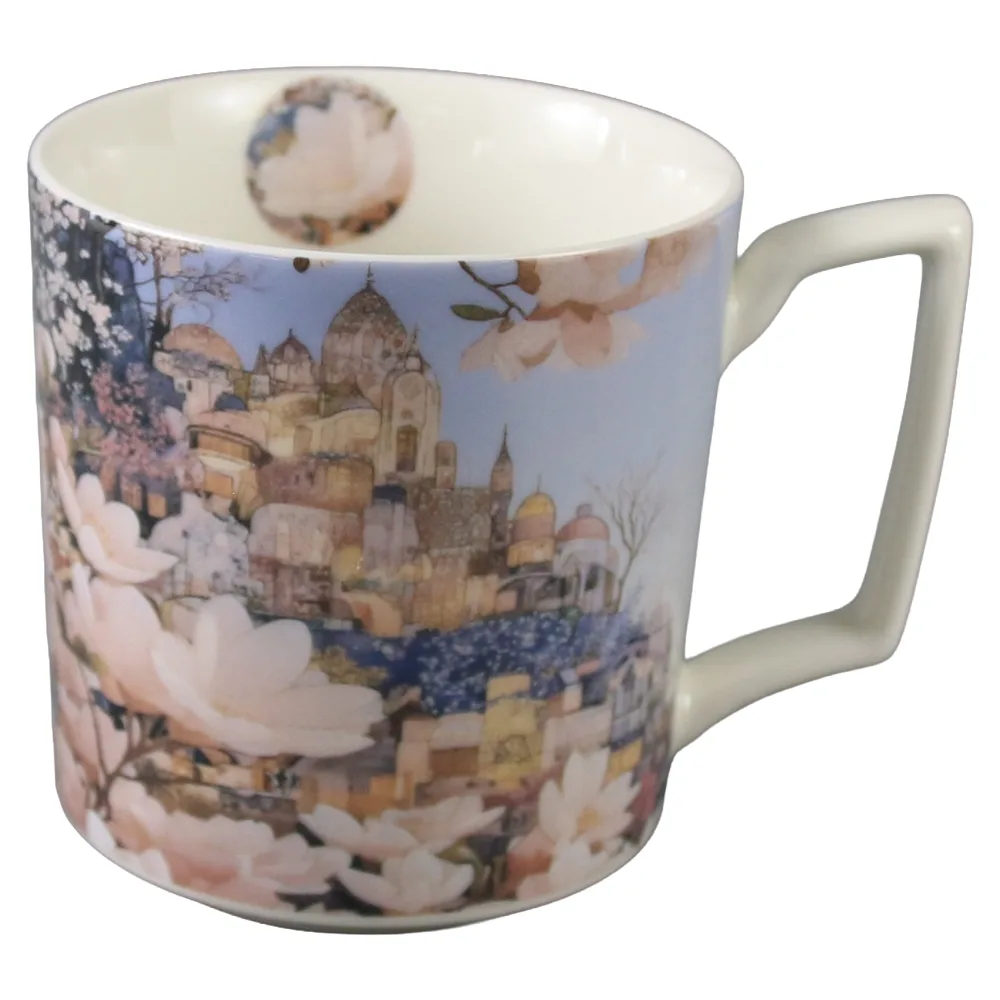 Cana din portelan 450 ml " Modern city of magnolias" in cutie decorativa Cana din portelan 450 ml " Modern city of magnolias" in cutie decorativa