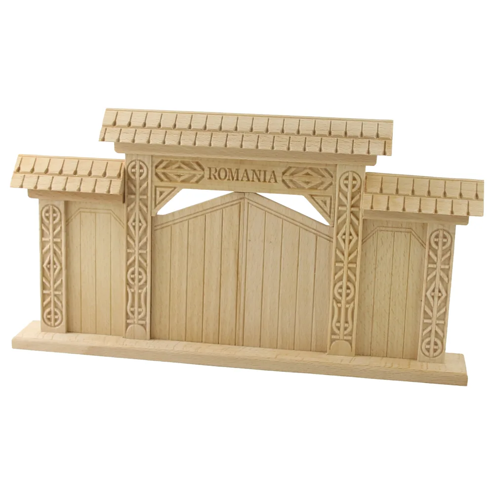 Macheta poarta Maramures din lemn 37 x 20 cm