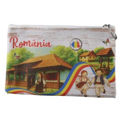 Breloc tip gentuta suvenir Romania cu fermoar si breloc 17 x 10.5 cm copii si femeie in port traditional