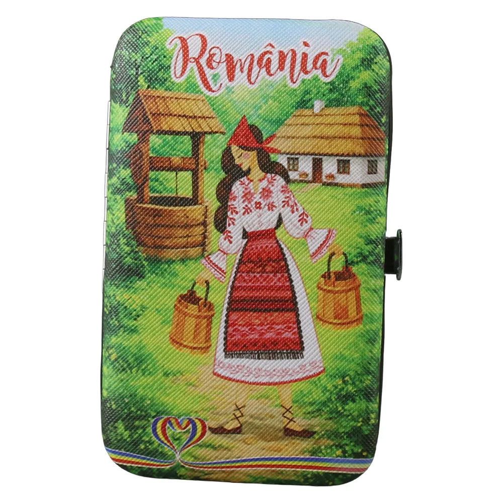 Set manichiura suvenir "Romania" Femeie la fantana 10 piese 7.5 x 12.5 cm Set manichiura suvenir "Romania" Femeie la fantana 10 piese 7.5 x 12.5 cm