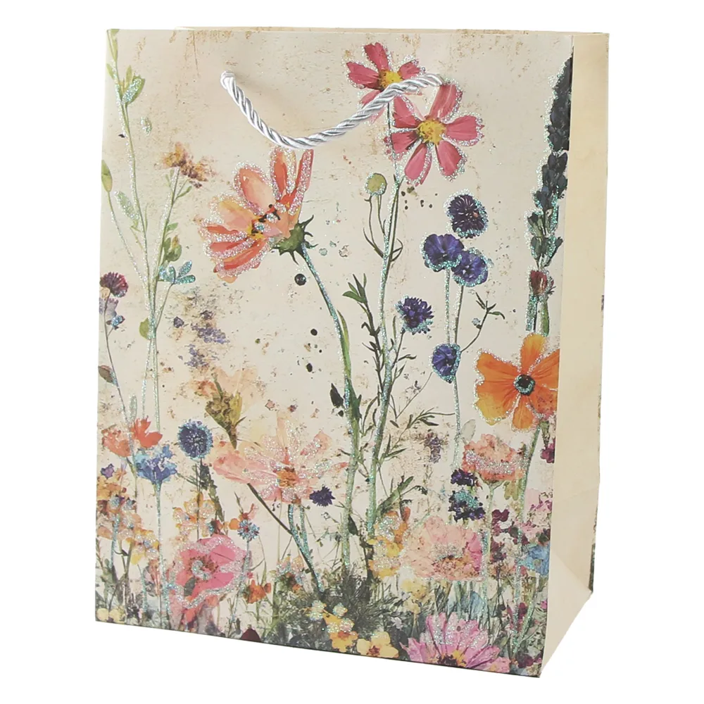 Punga cadou din hartie 18 x 23 cm cu flori de camp si sclipici Punga cadou din hartie 18 x 23 cm cu flori de camp si sclipici