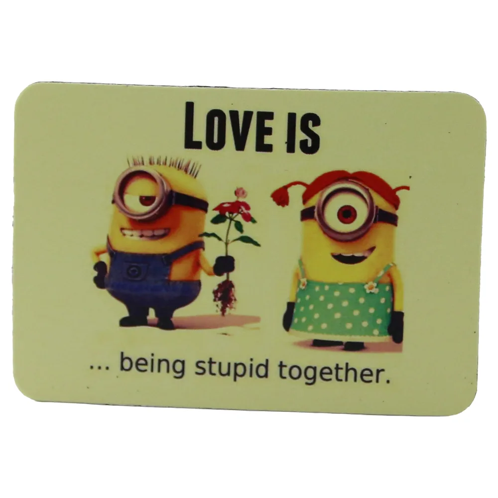Magnet de frigider din plastic "Love is..." 5.5 x 8 cm Magnet de frigider din plastic "Love is..." 5.5 x 8 cm
