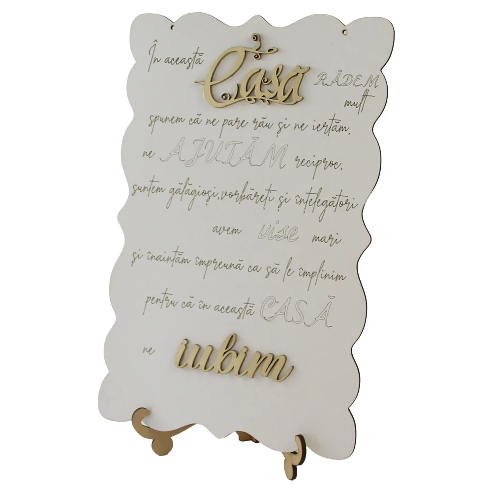 Tablou decorativ din placaj "In aceasta casa radem mult..." 18.5 x 28 cm cu suport Tablou decorativ din placaj "In aceasta casa radem mult..." 18.5 x 28 cm cu suport