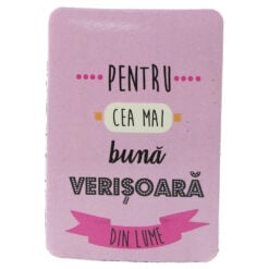 Magnet de frigider din plastic "Pentru cea mai buna verisoara din lume." 5.5 x 8 cm