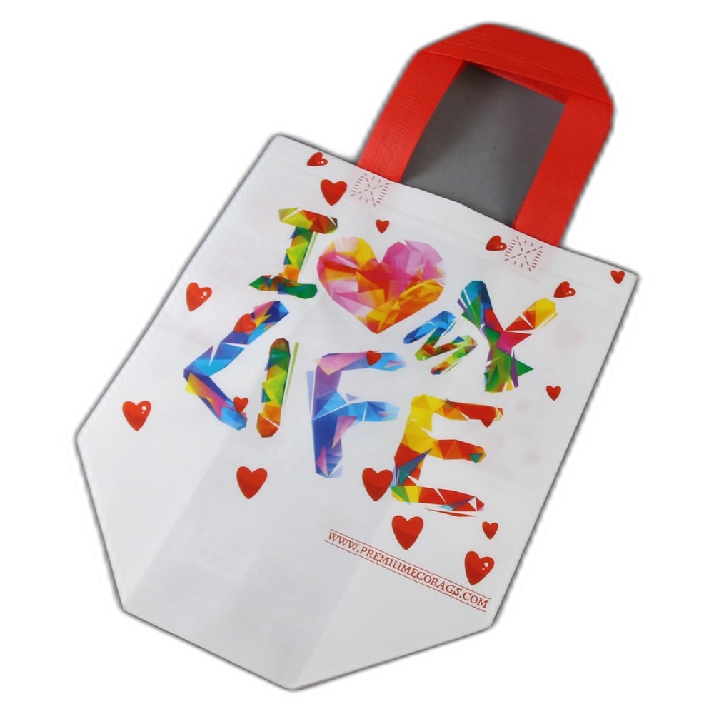 Sacosa eco opp reciclat 30 x 18 x 30 cm 8 - 12 Kg "I love my Life" Sacosa eco opp reciclat 30 x 18 x 30 cm 8 - 12 Kg "I love my Life"