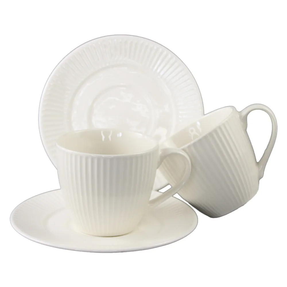 Set 2 cesti cu farfurii din ceramica 200 ml Set 2 cesti cu farfurii din ceramica 200 ml