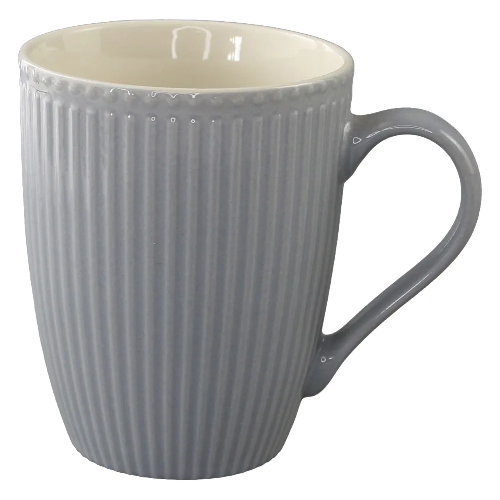 Cana din ceramica 330 ml cu design striat Cana din ceramica 330 ml cu design striat
