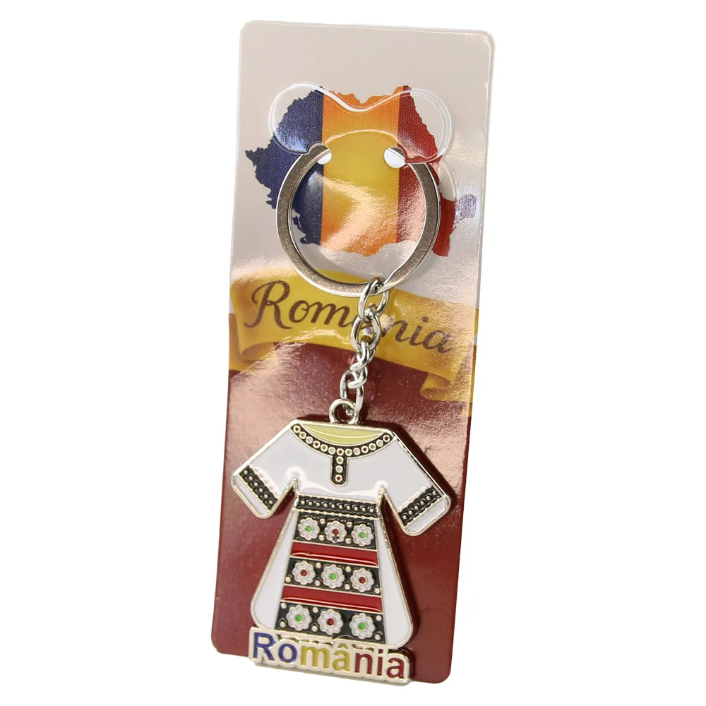 Breloc metalic "Romania" 4.5 x 10 cm Ie traditionala Breloc metalic "Romania" 4.5 x 10 cm Ie traditionala