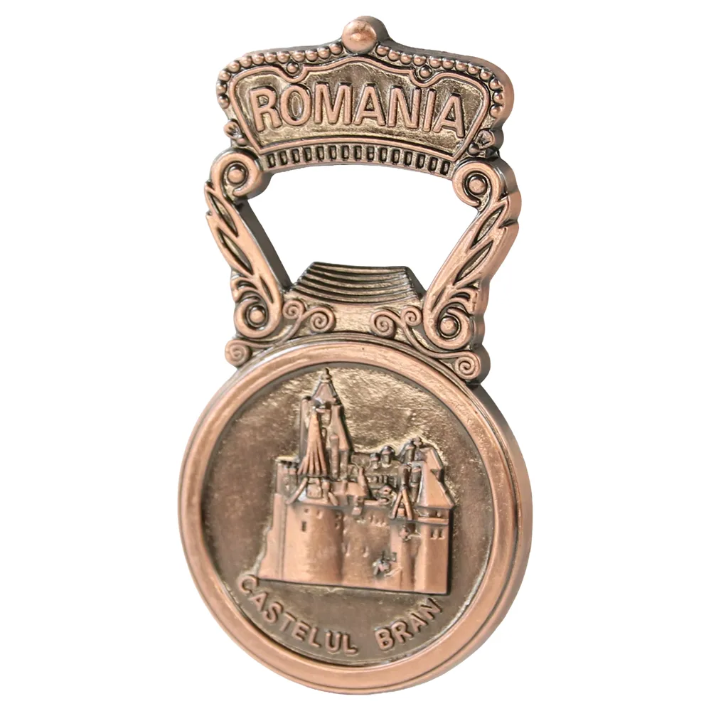 Desfacator sticle din metal cu magnet "Romania" 4 x 7.5 cm Castelul Bran Desfacator sticle din metal cu magnet "Romania" 4 x 7.5 cm Castelul Bran