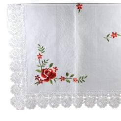 Fata de masa din poliester cu dantela si motive florale 85 x 85 cm