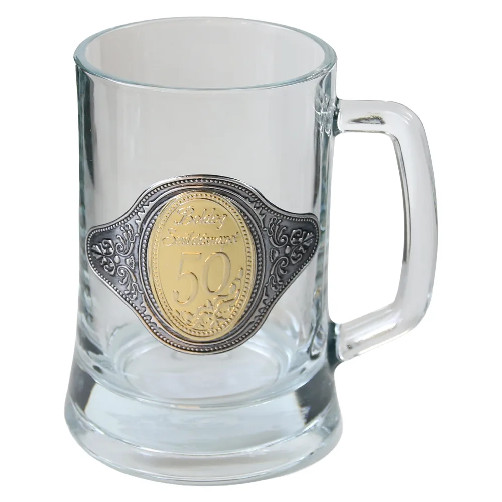 Halba pub din sticla cu emblema metalica "Boldog szuletesnapot 50" 500 ml Halba pub din sticla cu emblema metalica "Boldog szuletesnapot 50" 500 ml