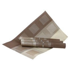 Set 4 suporturi pentru farfurii din plastic 45 x 30 cm