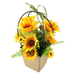 Aranjament floral in gentuta 22 x 35 cm