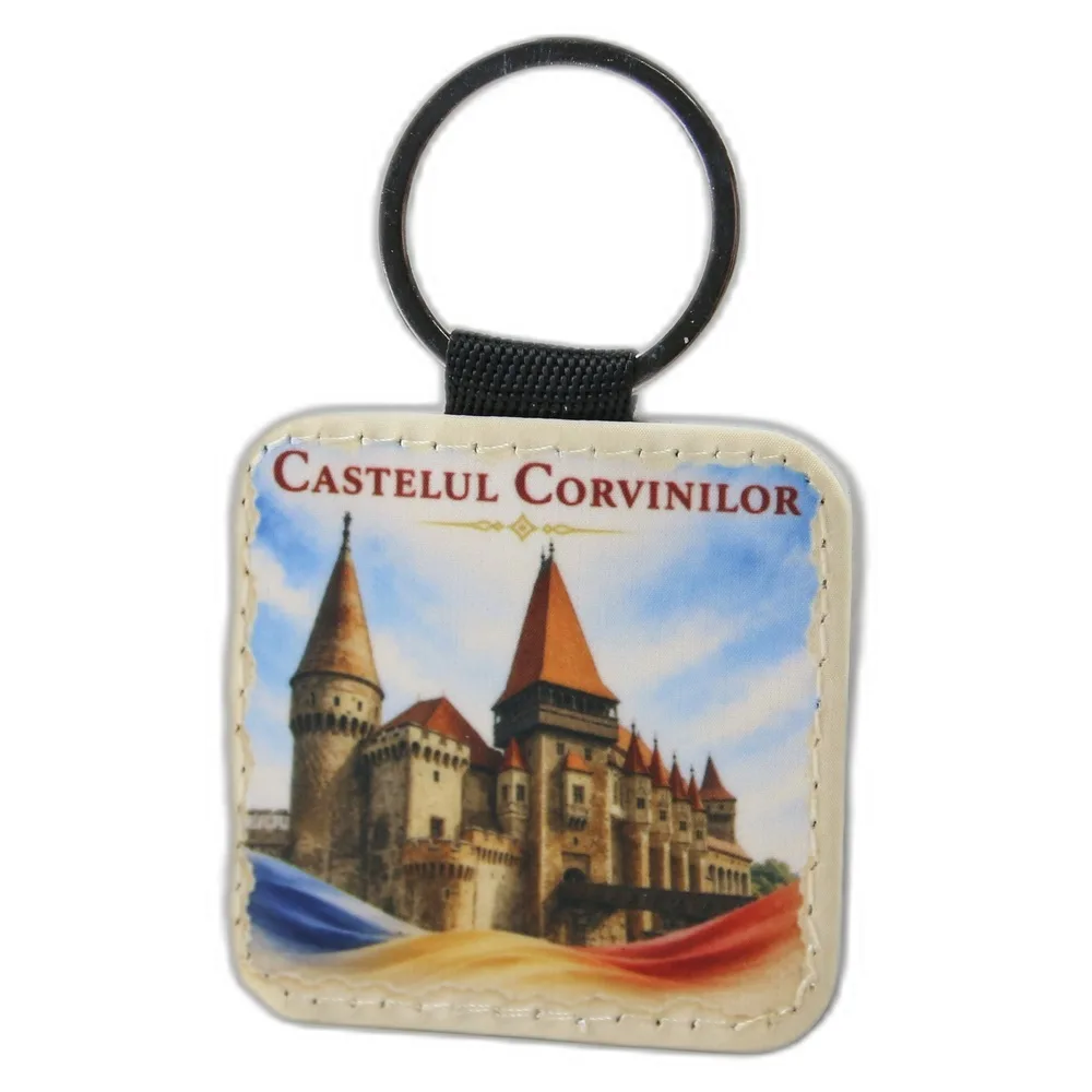 Breloc din piele sintetica Castelul Corvinilor 5 cm Breloc din piele sintetica Castelul Corvinilor 5 cm