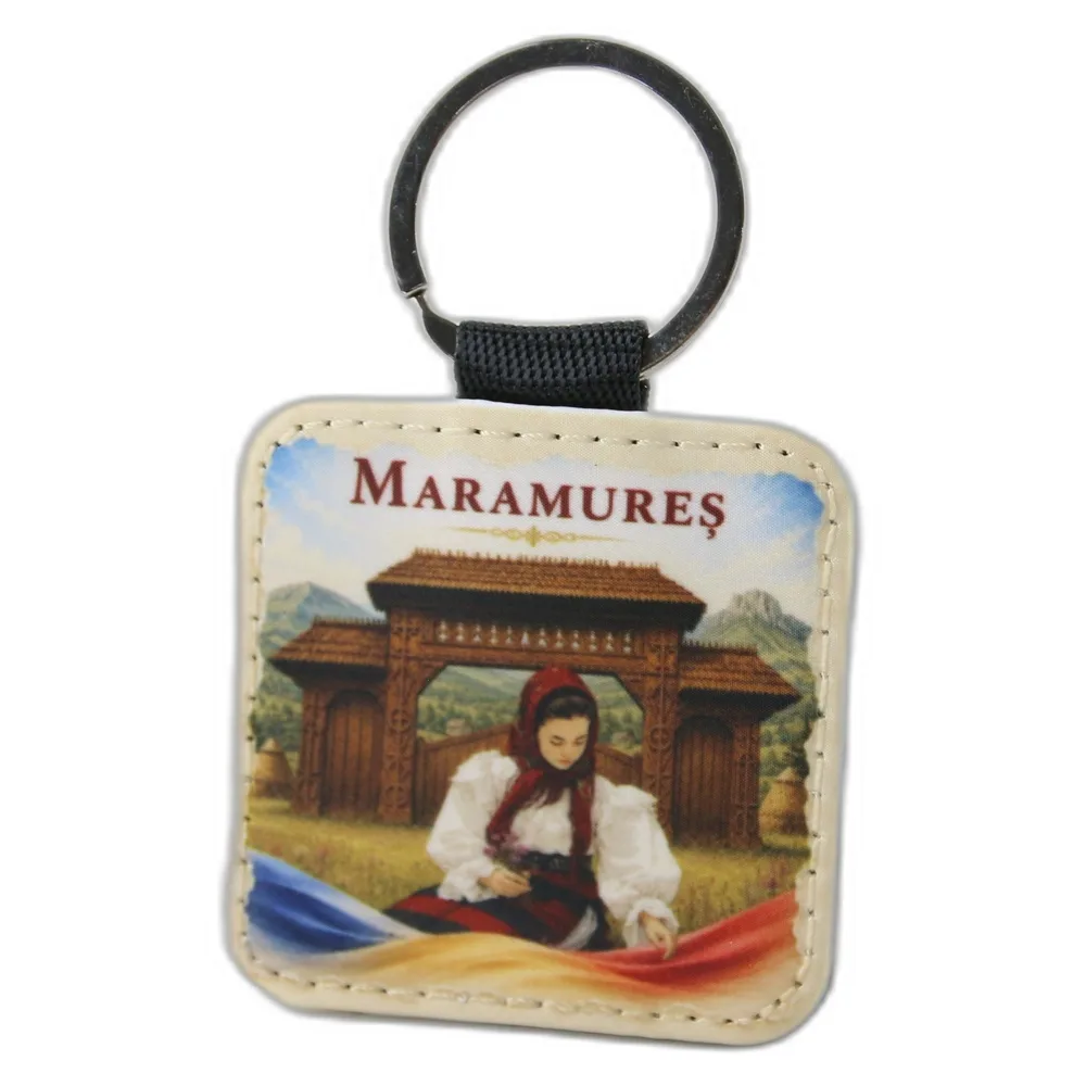 Breloc din piele sintetica Maramures 5 cm