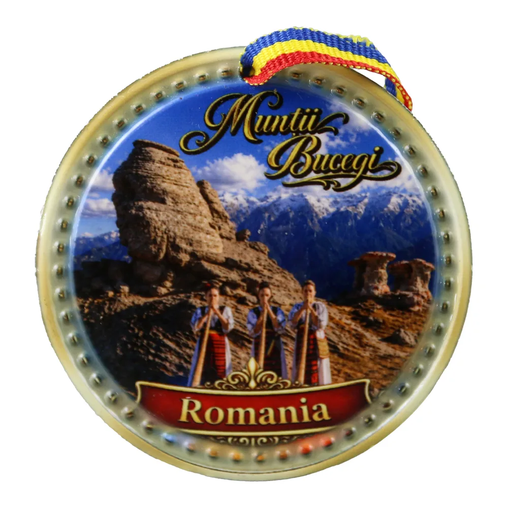 Magnet de frigider rotund din ceramica Muntii Bucegi 6.5 cm