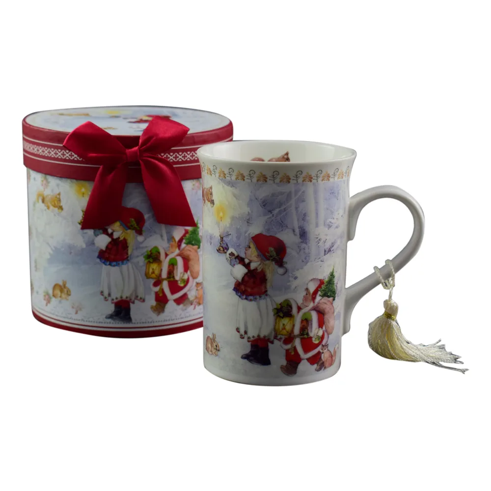 Cana de craciun realizata din ceramica in cutie cadou - Design Craciun Cana de craciun realizata din ceramica in cutie cadou - Design Craciun