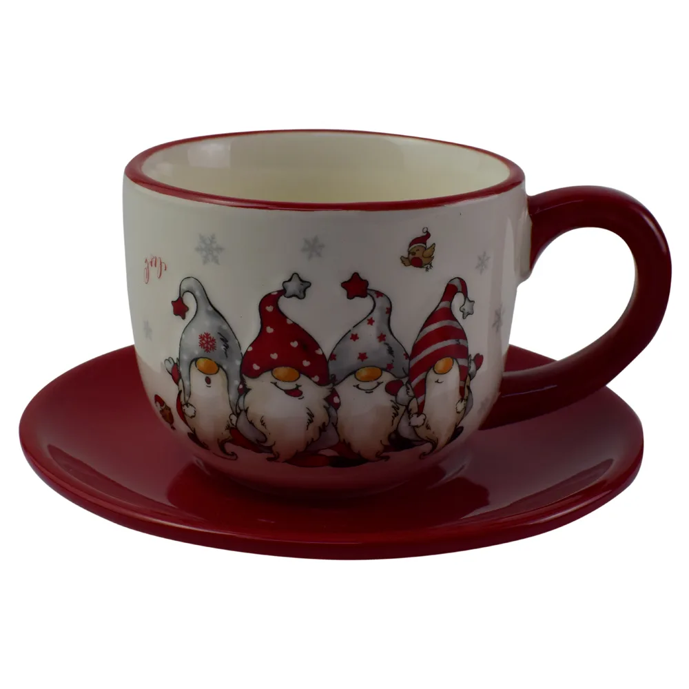 Ceasca cu farfurie de Craciun din ceramica - Design cu spiridusi Ceasca cu farfurie de Craciun din ceramica - Design cu spiridusi