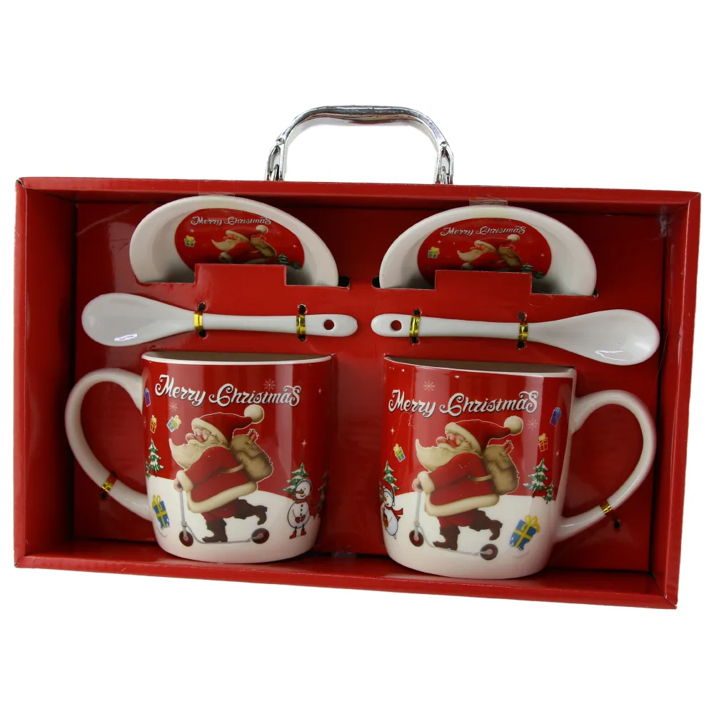 Set 2 cani cu farfurii si lingurite din ceramica "Merry Christmas" Set 2 cani cu farfurii si lingurite din ceramica "Merry Christmas"