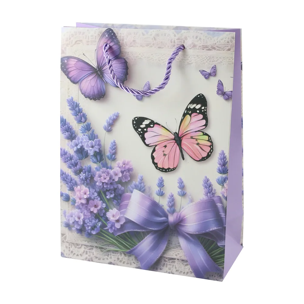 cu lavanda si fluture