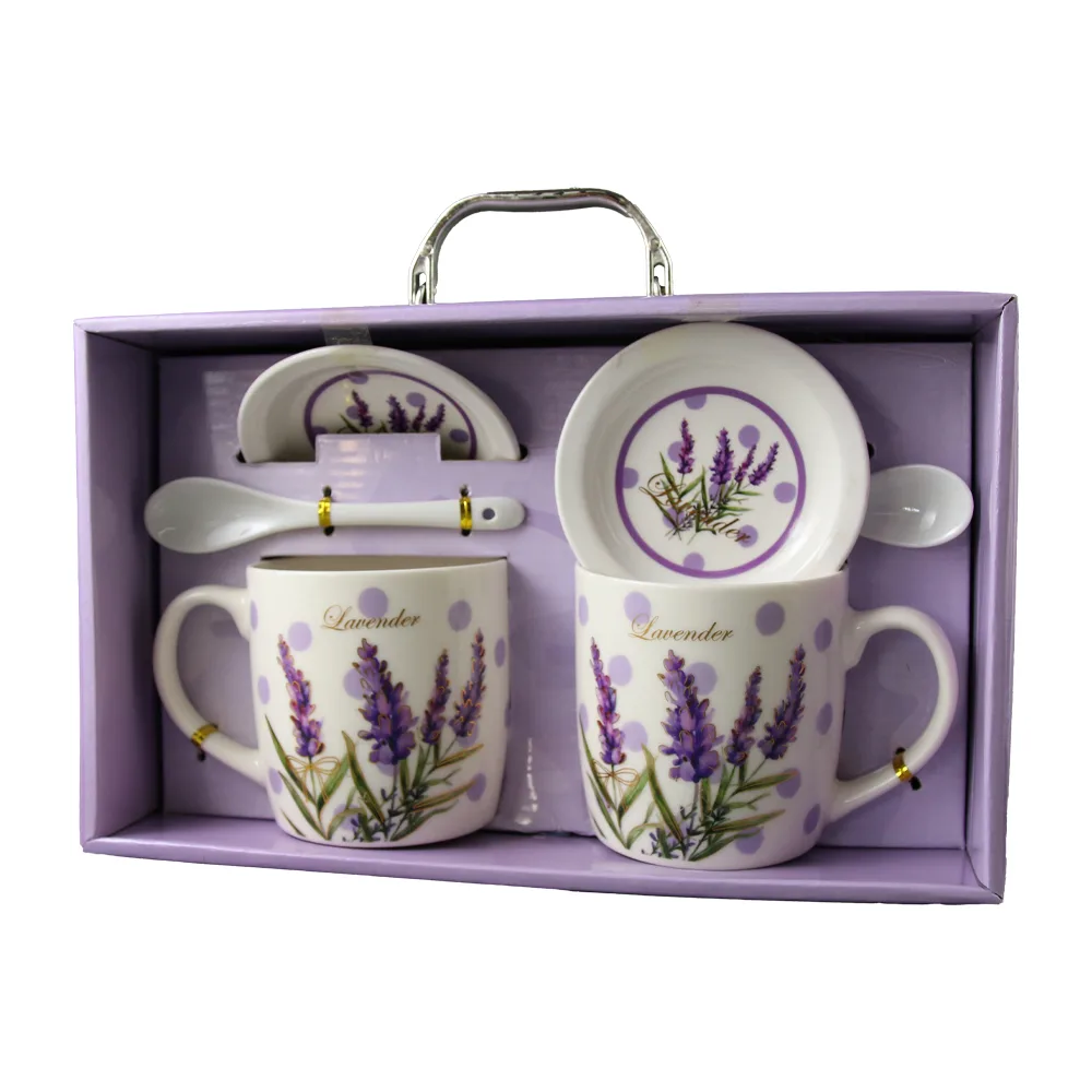Set 2 cani din ceramica cu farfurii si lingurite "Lavender" 330 ml