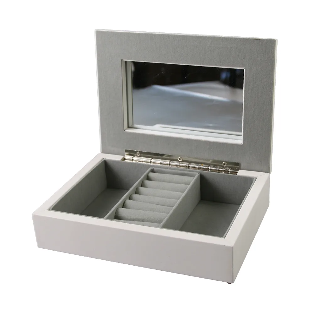 Caseta de bijuterii din lemn cu placa metalica florala 18 x 12.5 cm
