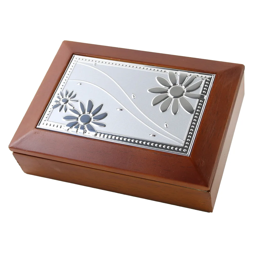 Caseta de bijuterii din lemn cu placa metalica florala 18 x 12.5 cm
