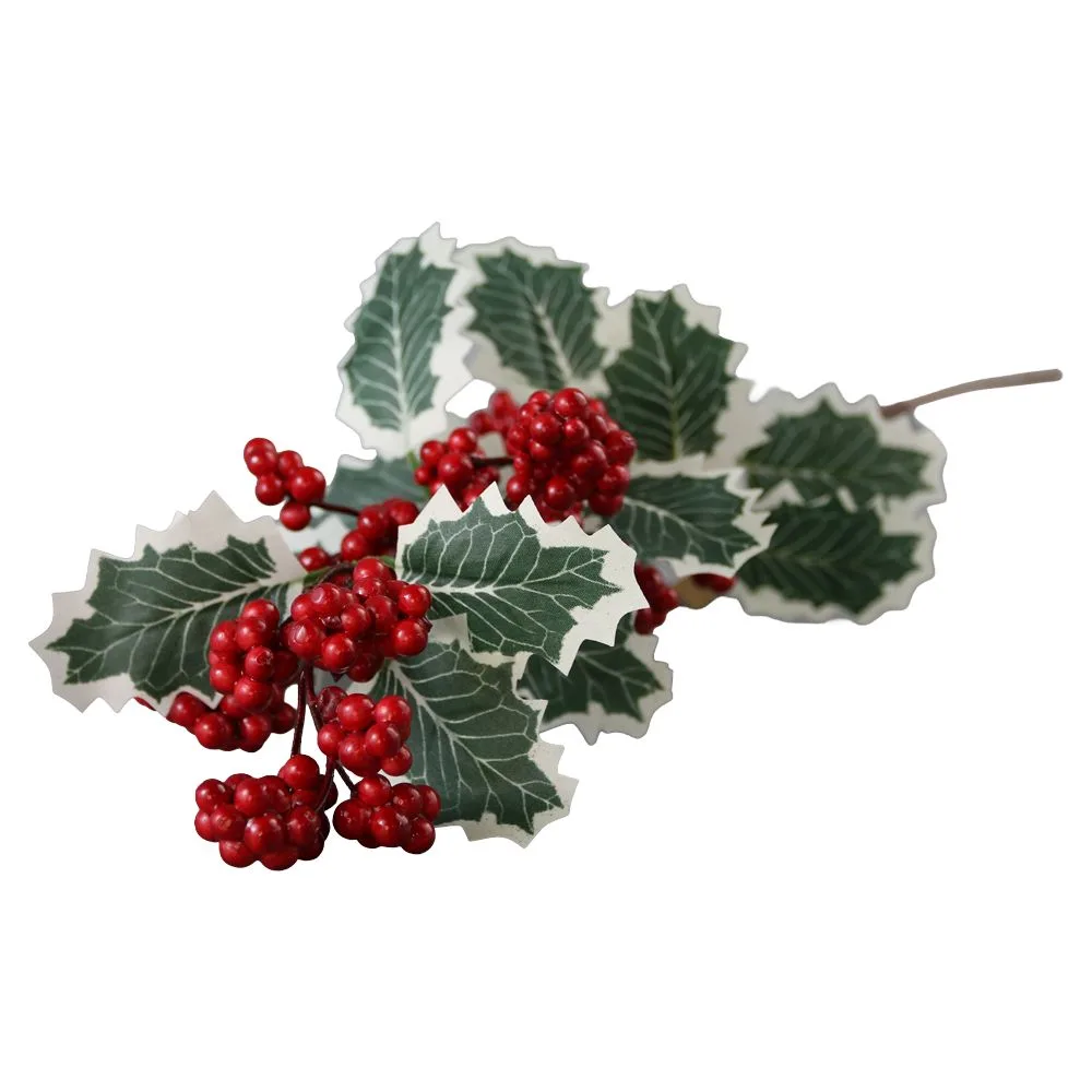 Creanga decorativa de Craciun cu frunze de ilex si bobite rosii 58 cm