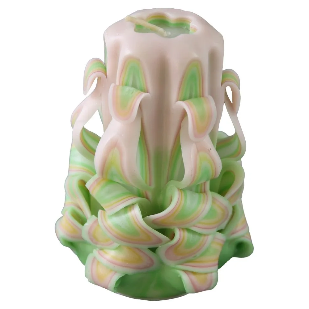 Lumanare colorata sculptata manual 10 cm Lumanare colorata sculptata manual 10 cm